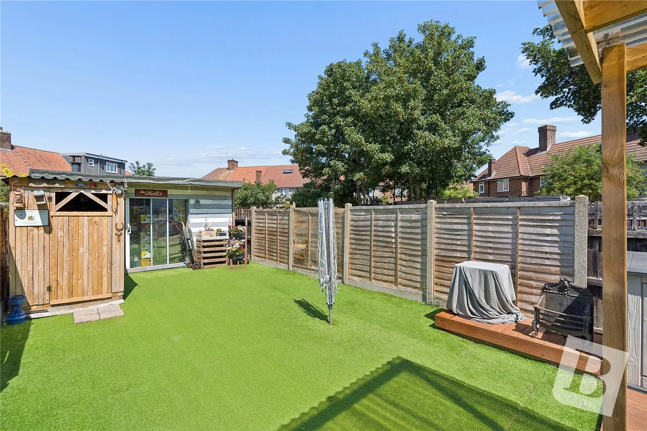 Walnut Tree Road, Dagenham, RM8, photo 8