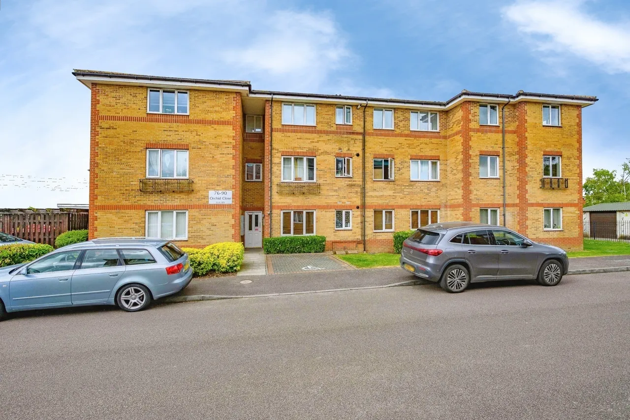 Orchid Close, LUTON, Bedfordshire, LU3, photo 8