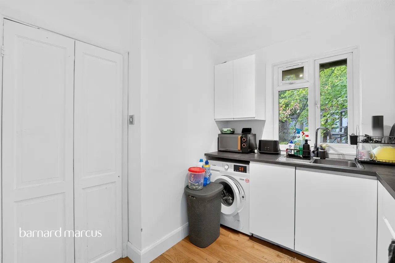 Conyers Road, London, SW16, photo 2