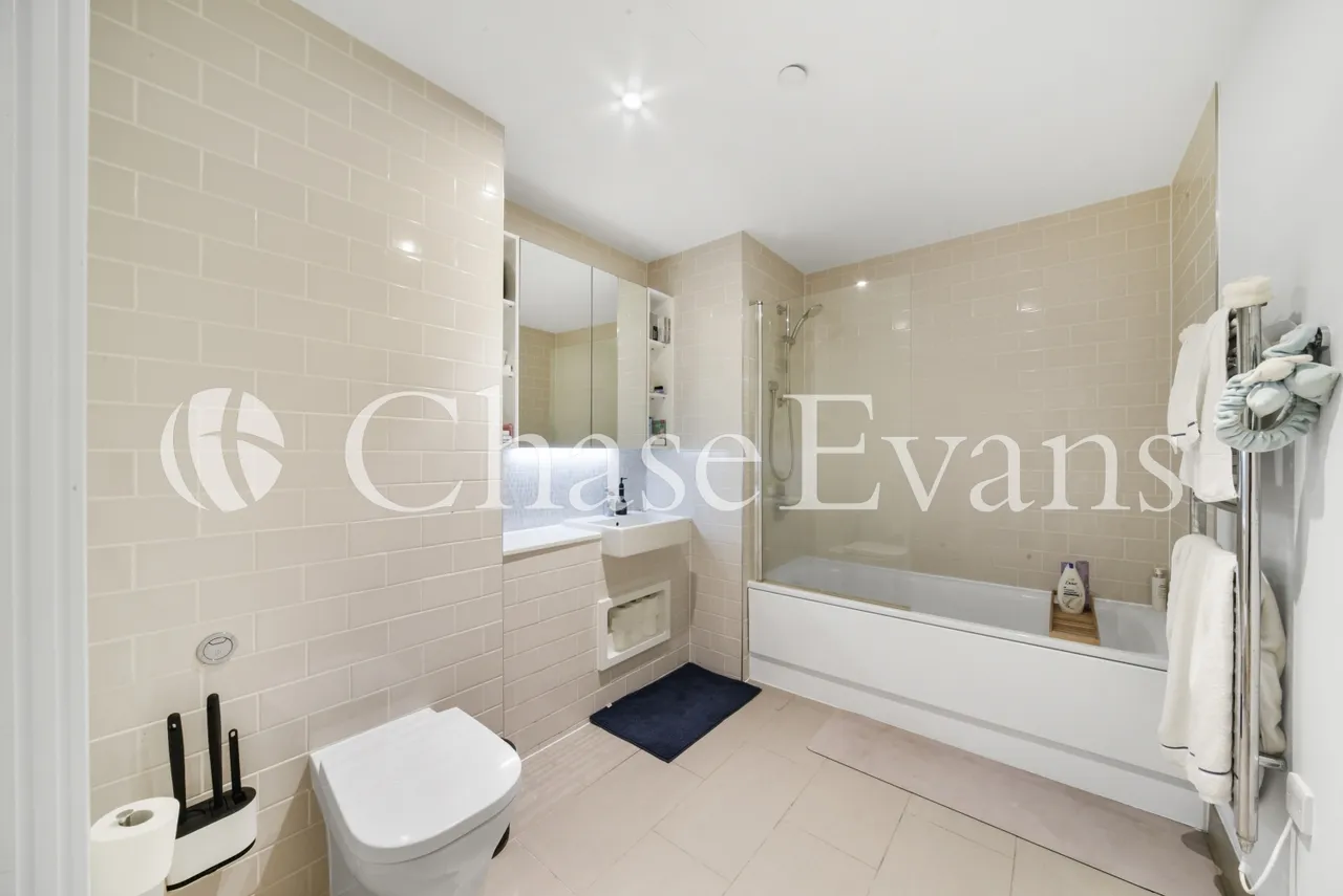 Sayer Street, Elephant and Castle, SE17, photo 9