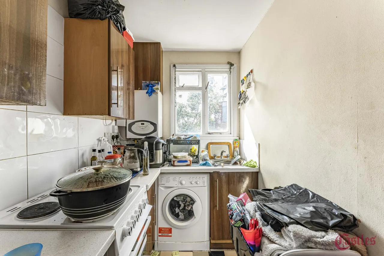 Barnabas Road, London, E9, photo 3