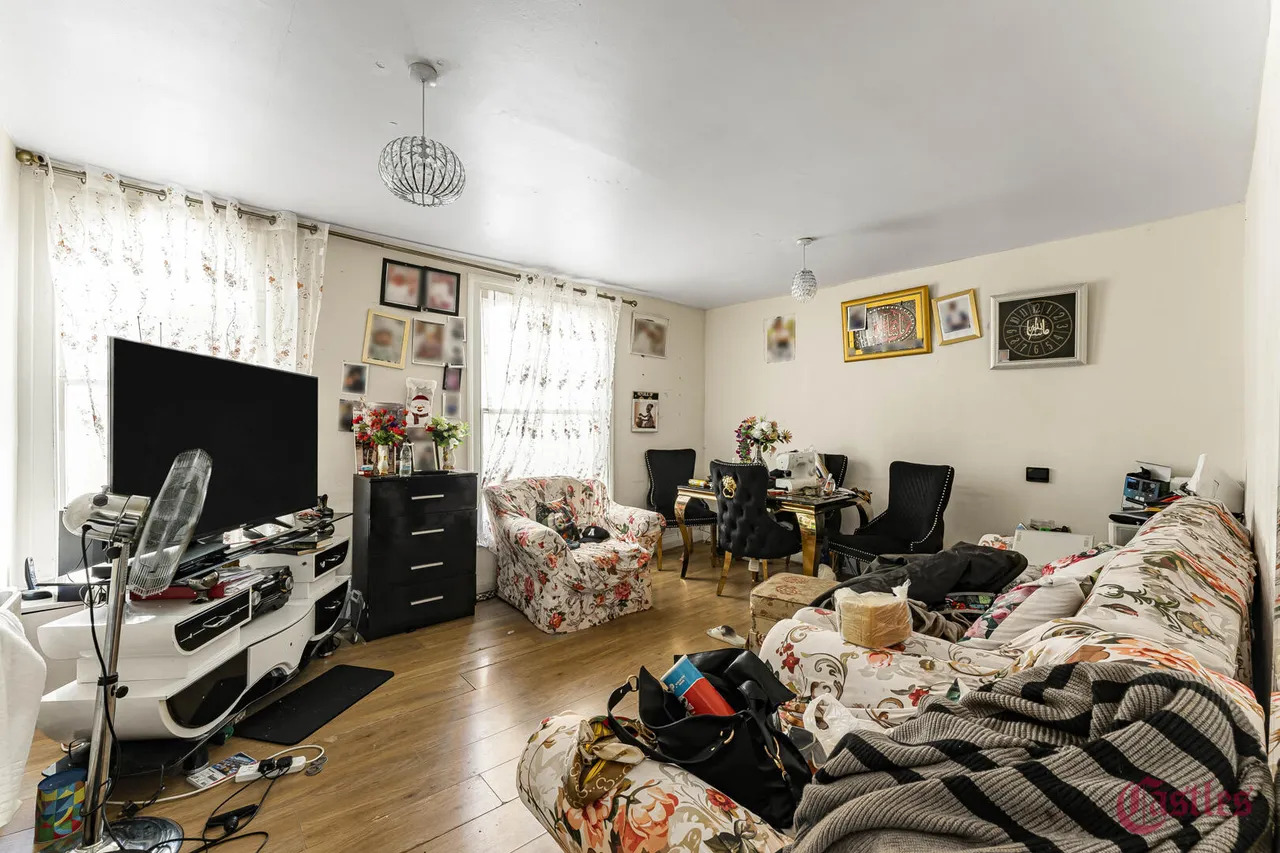 Barnabas Road, London, E9, photo 12