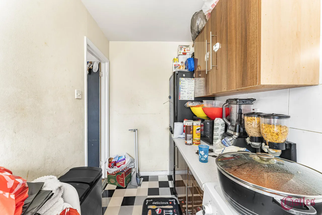 Barnabas Road, London, E9, photo 13