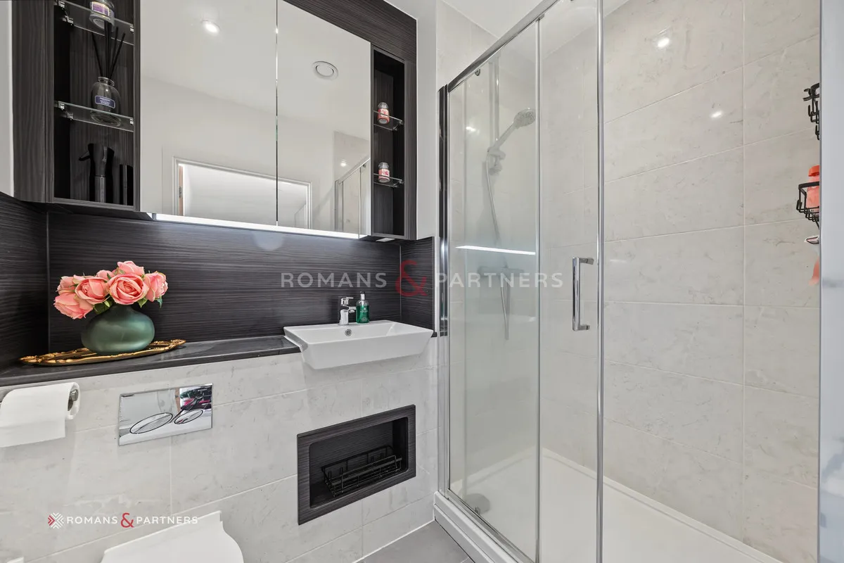 Tidey Apartments, East Acton, W3, photo 11
