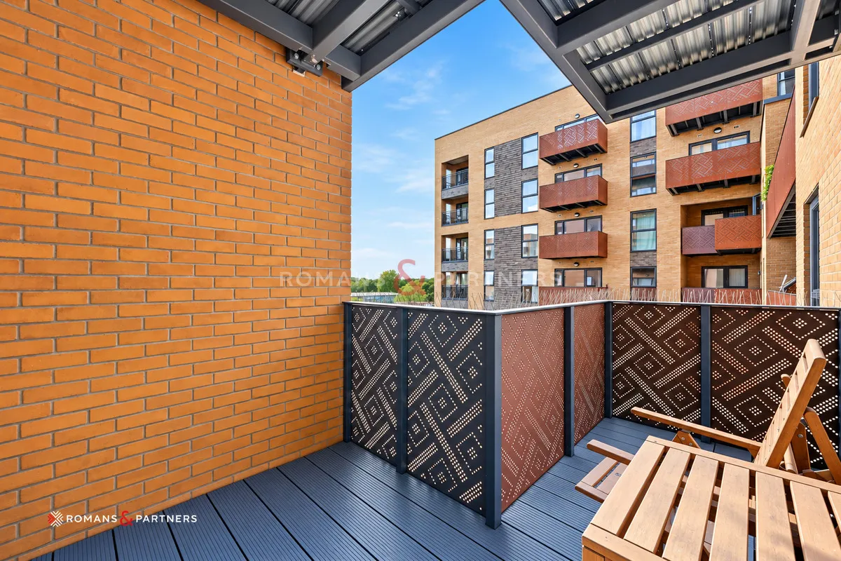 Tidey Apartments, East Acton, W3, photo 12