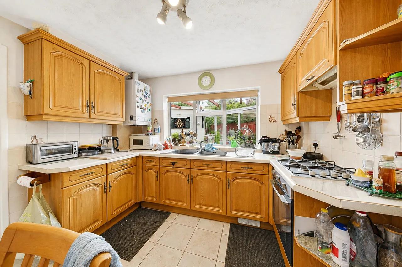 Silver Birch Avenue, St. Ives, PE27, photo 6