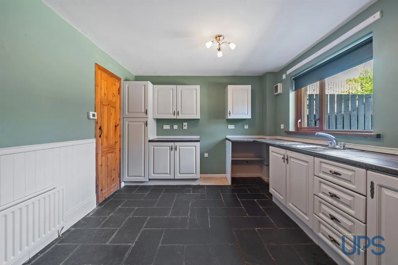 Glendowan Close, Dunmurry, BT17, photo 8
