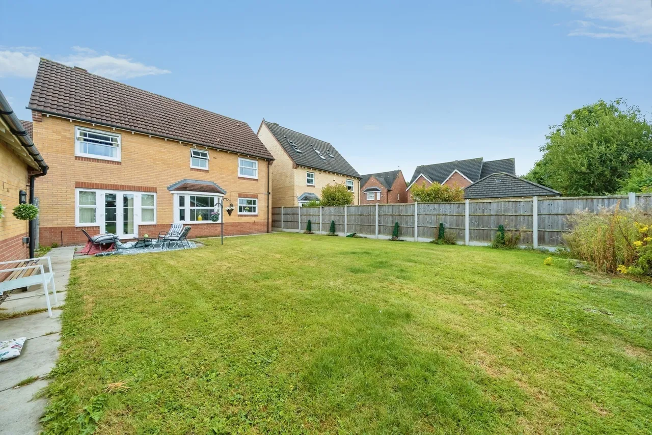 Templeton Drive, Fearnhead, Warrington, Cheshire, WA2, photo 11