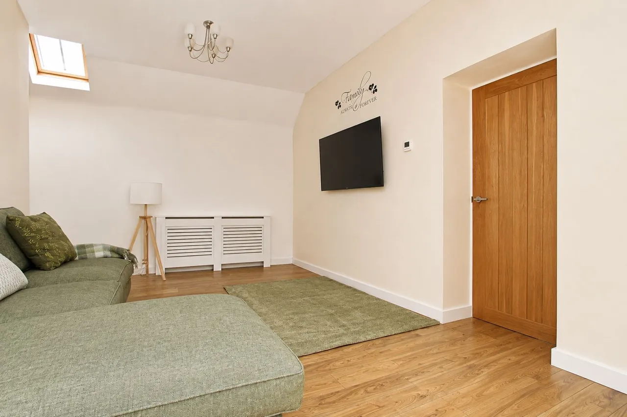 Duck Street, Tytherington, photo 11