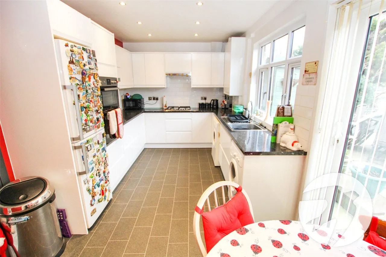 Katherine Gardens, London, SE9, photo 4
