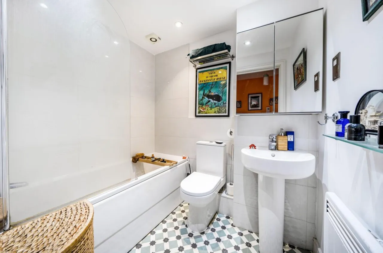 Stevenson Court, Cumberland Place, London, SE6 1BB, photo 9