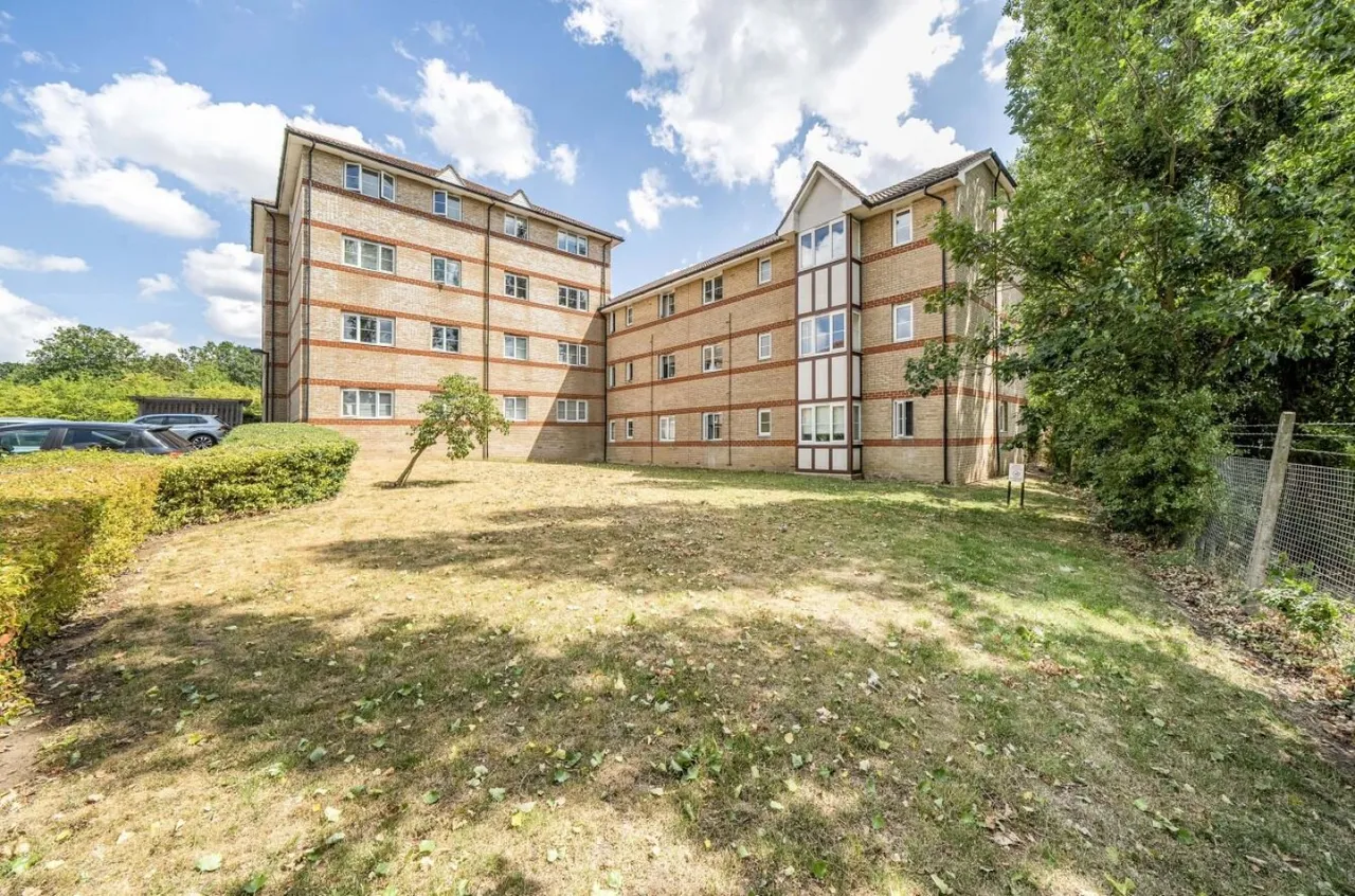 Stevenson Court, Cumberland Place, London, SE6 1BB, photo 11