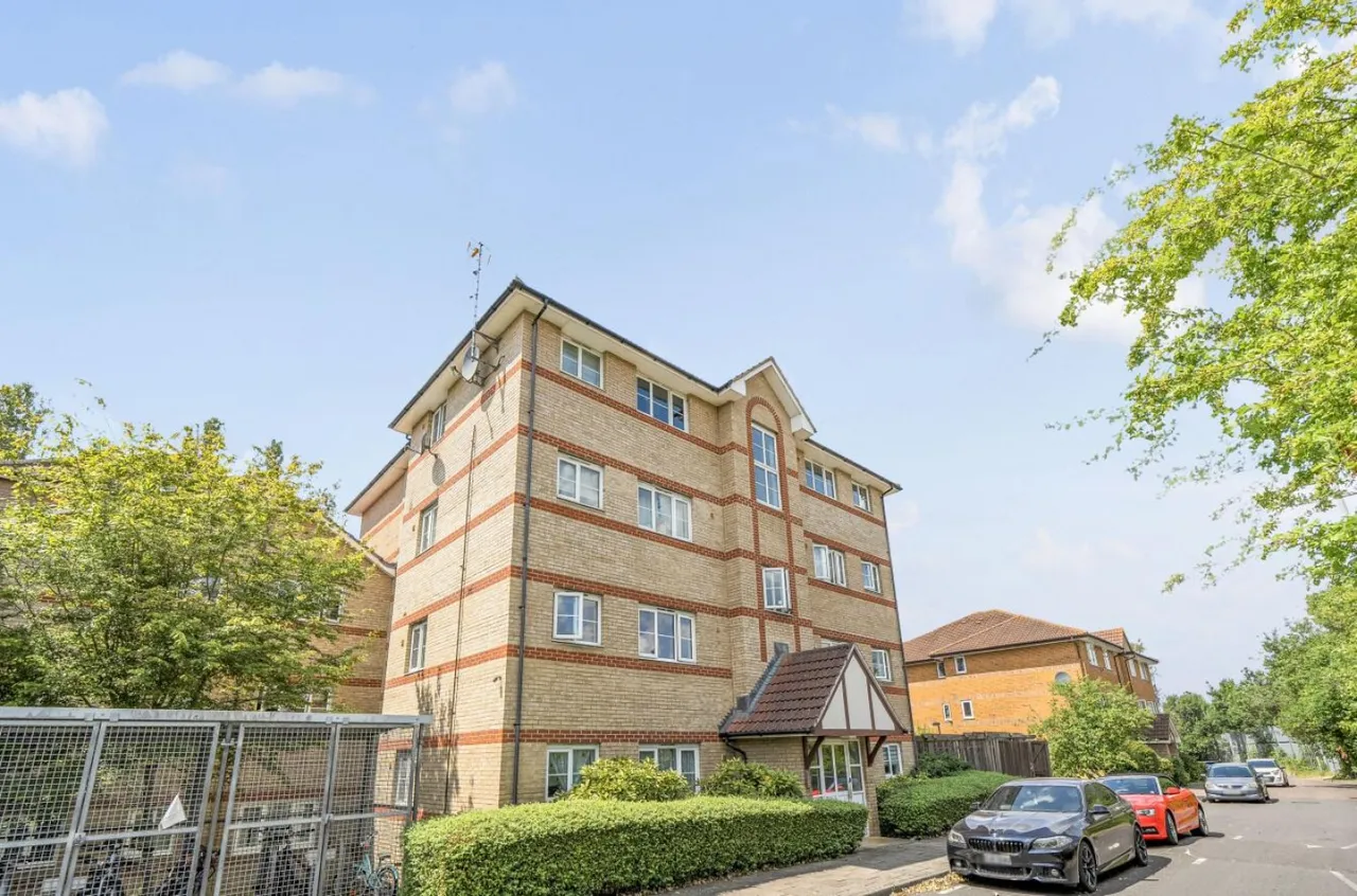 Stevenson Court, Cumberland Place, London, SE6 1BB, photo 10
