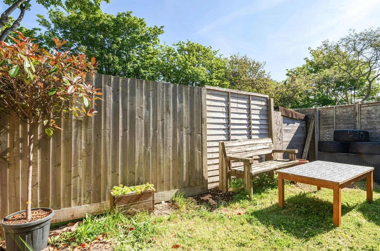 East Street, Selsey, PO20, photo 18
