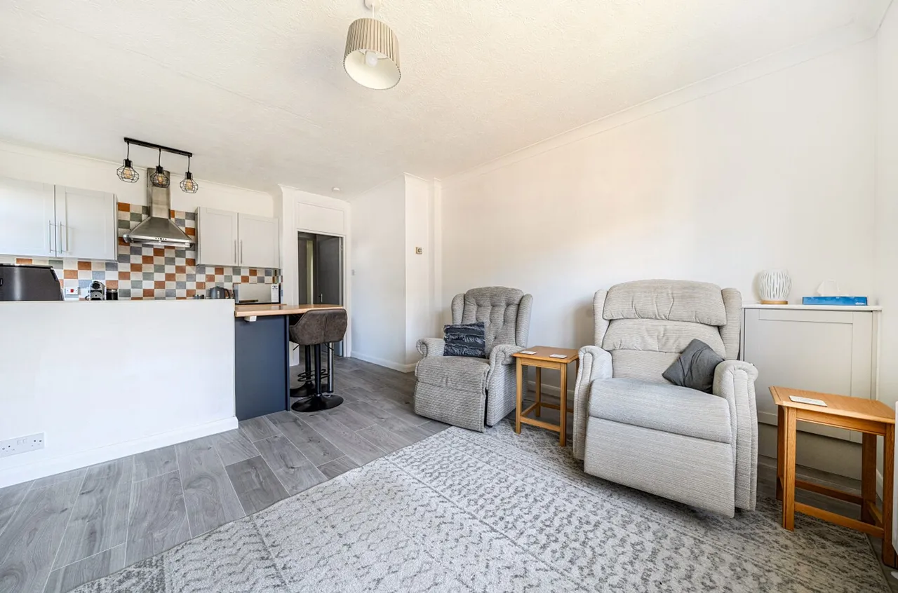 East Street, Selsey, PO20, photo 4