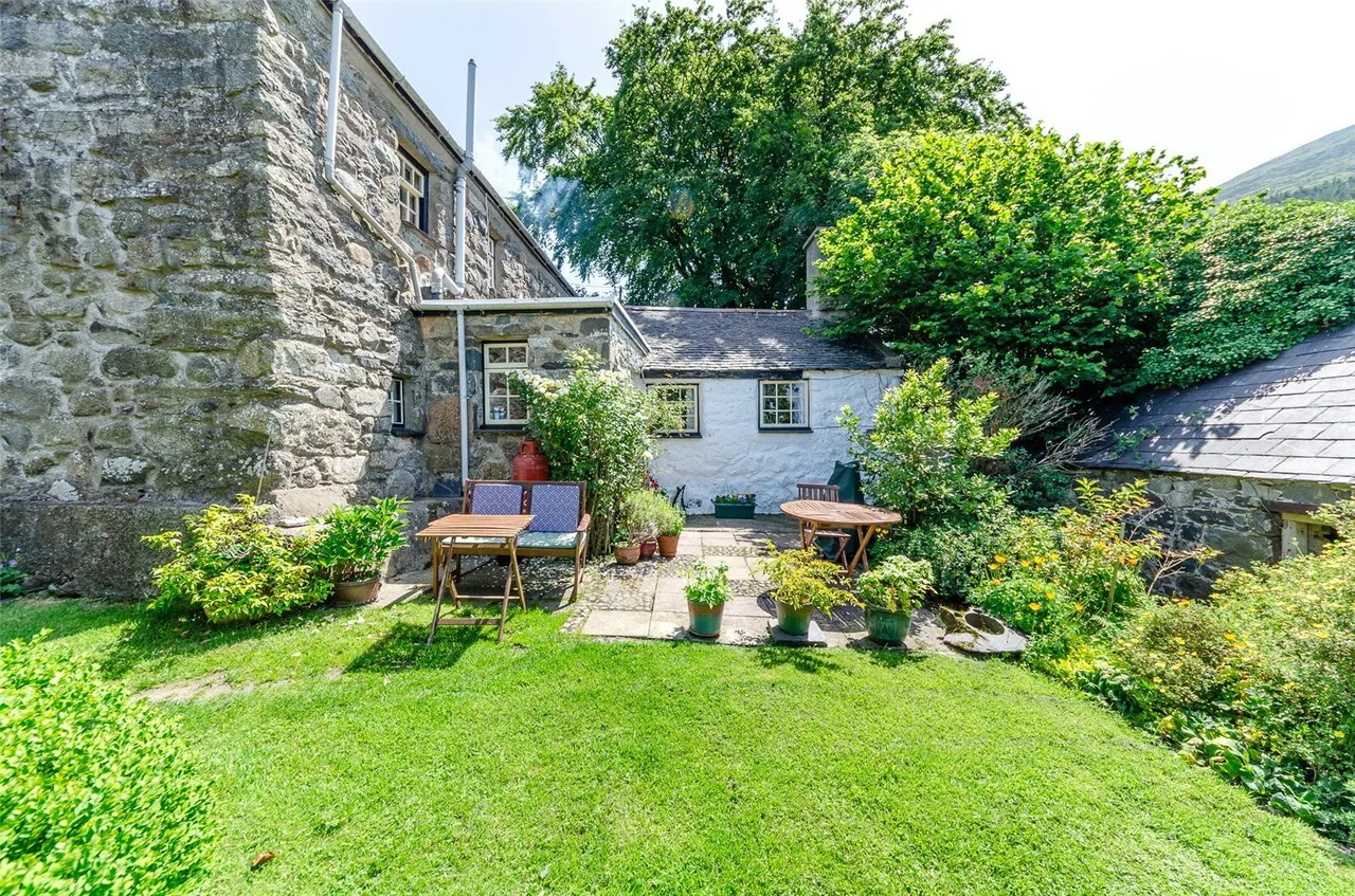 Gyrn Goch, Caernarfon, LL54, photo 58