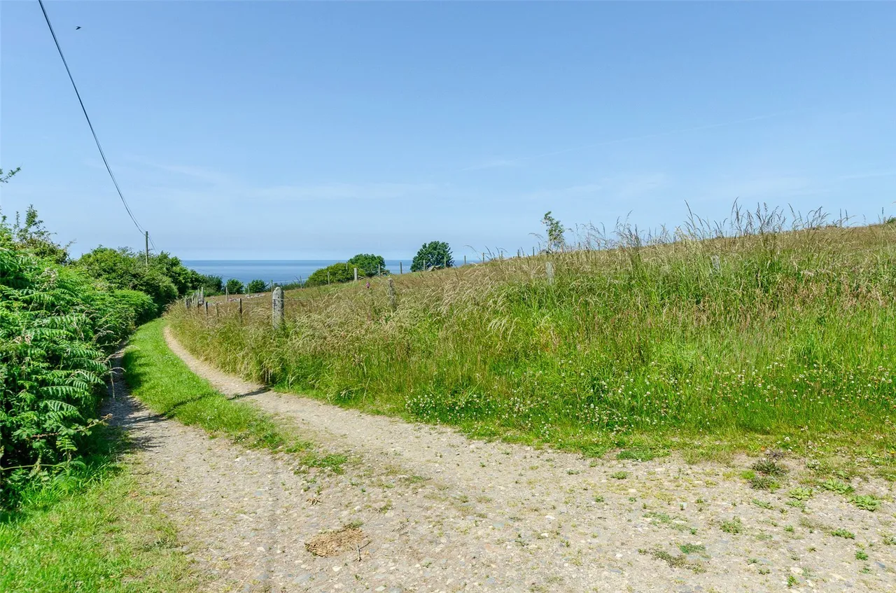 Gyrn Goch, Caernarfon, LL54, photo 41