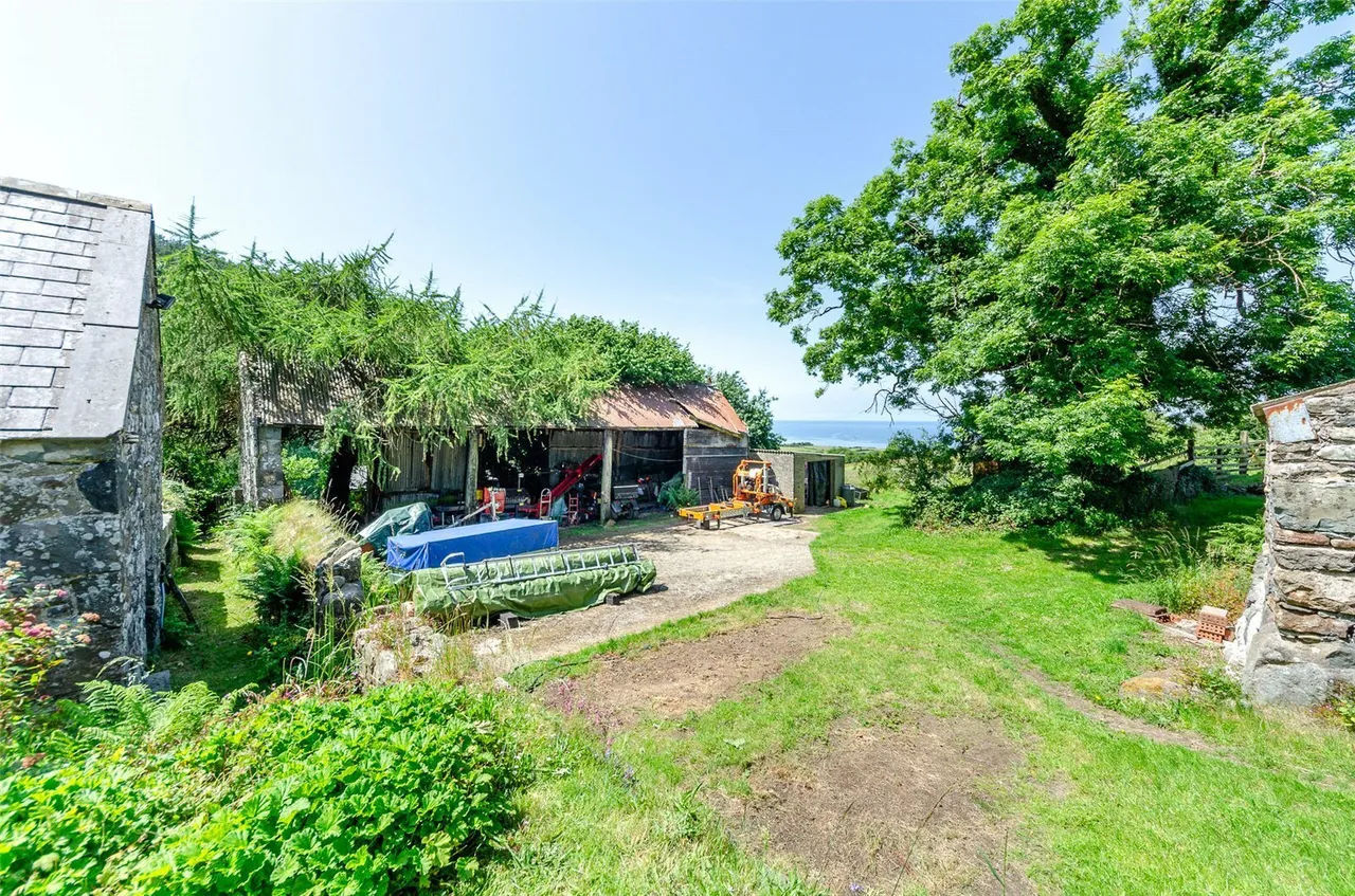 Gyrn Goch, Caernarfon, LL54, photo 19