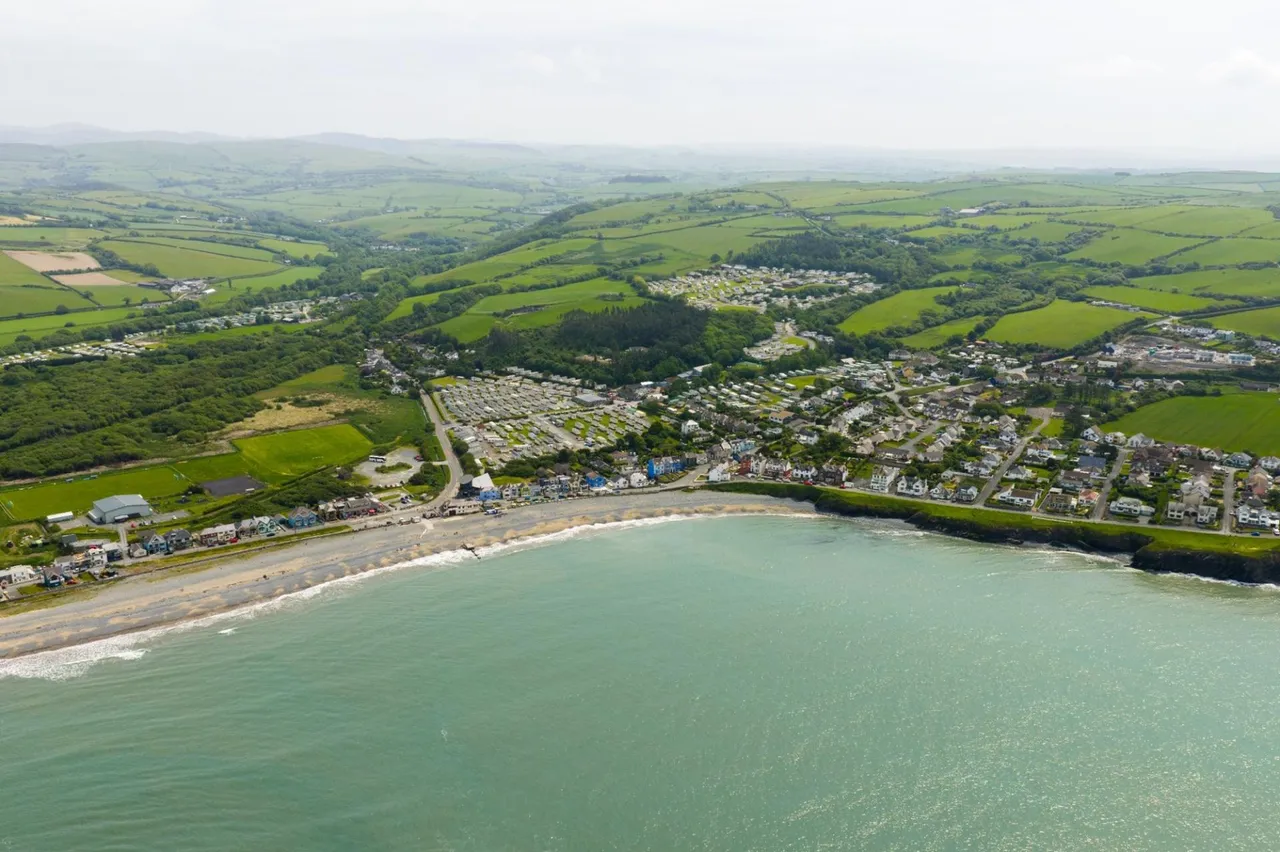 Brynowen Lane, Borth, SY24, photo 2
