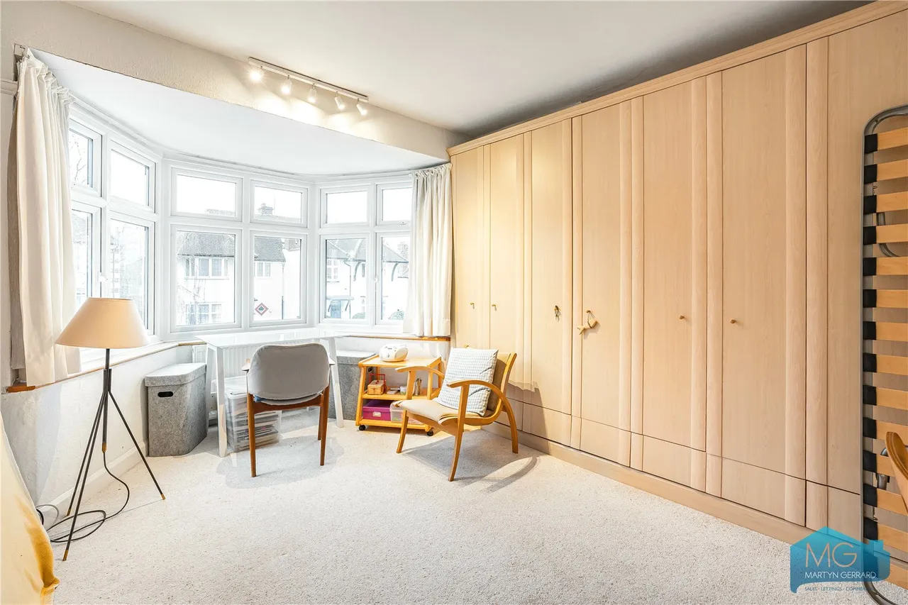 Cyprus Avenue, London, N3, photo 11