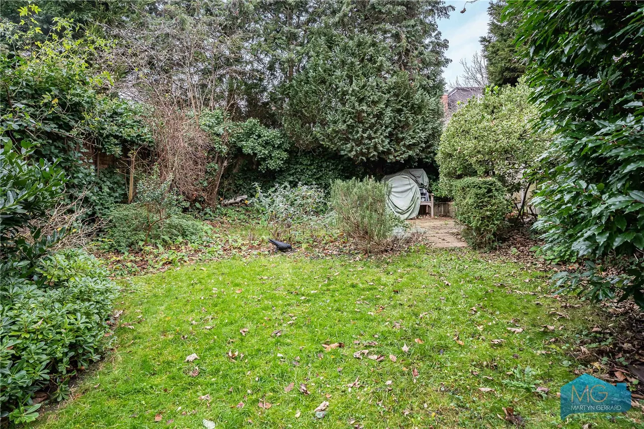 Cyprus Avenue, London, N3, photo 21