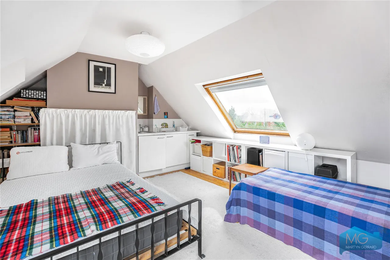 Cyprus Avenue, London, N3, photo 16
