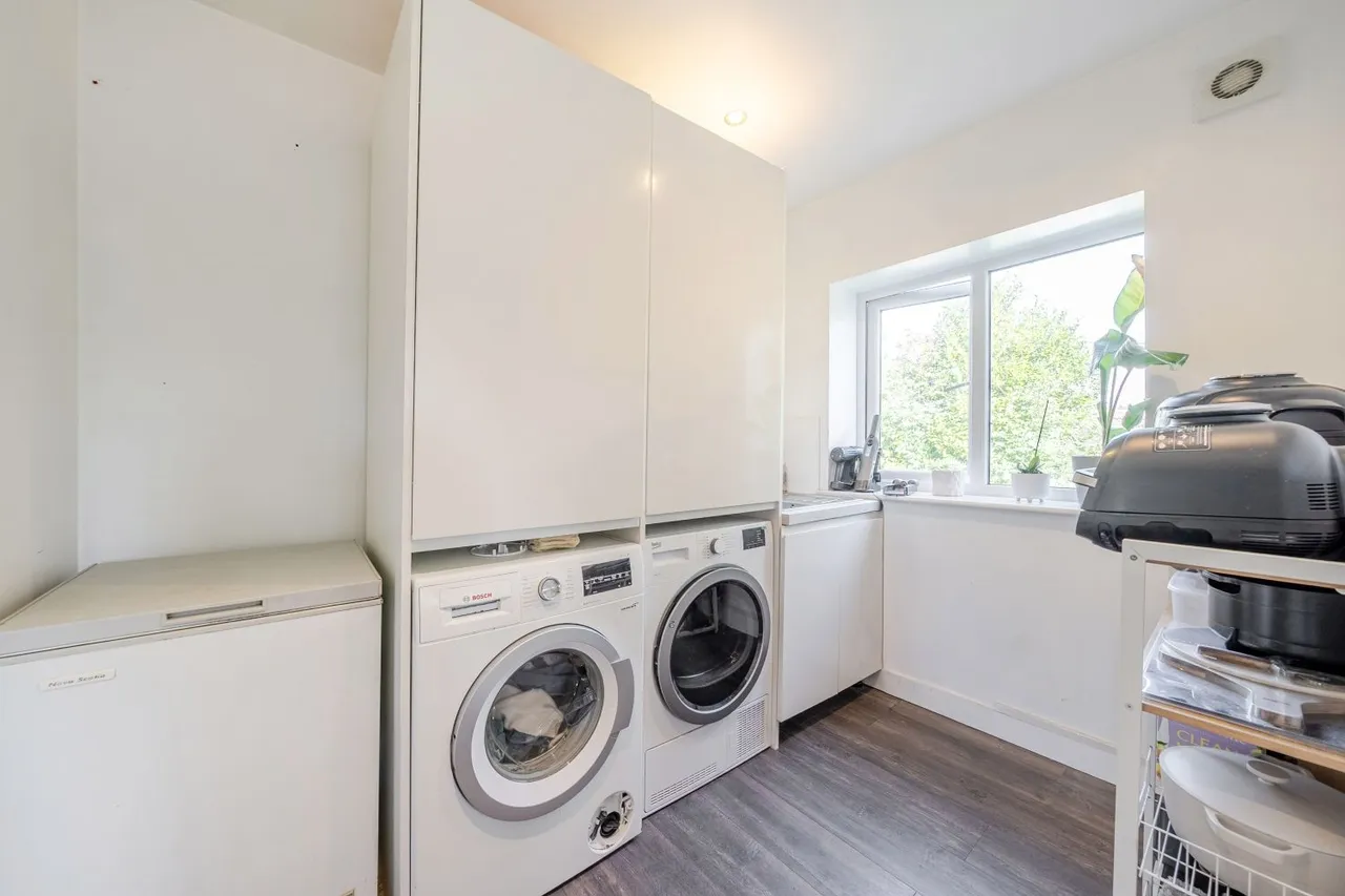 Regal Close, Sowerby Bridge, HX6, photo 14