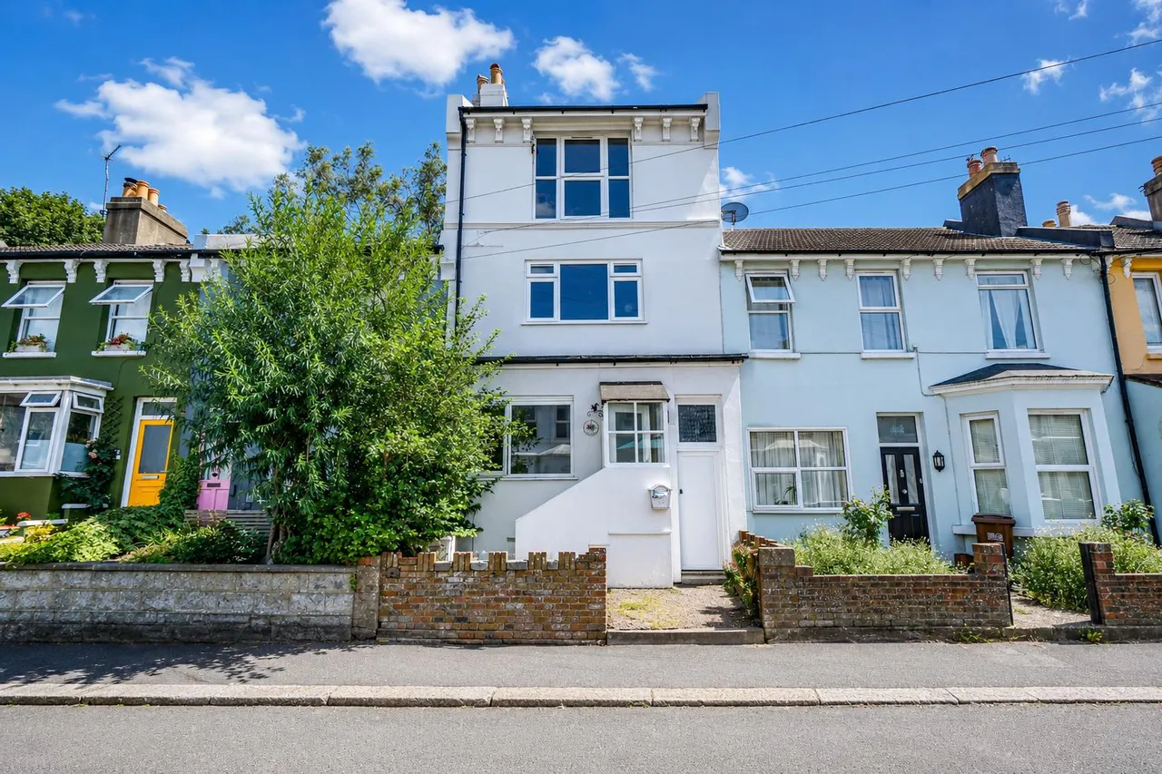 4 bed house for sale, St. Georges Road, Hastings