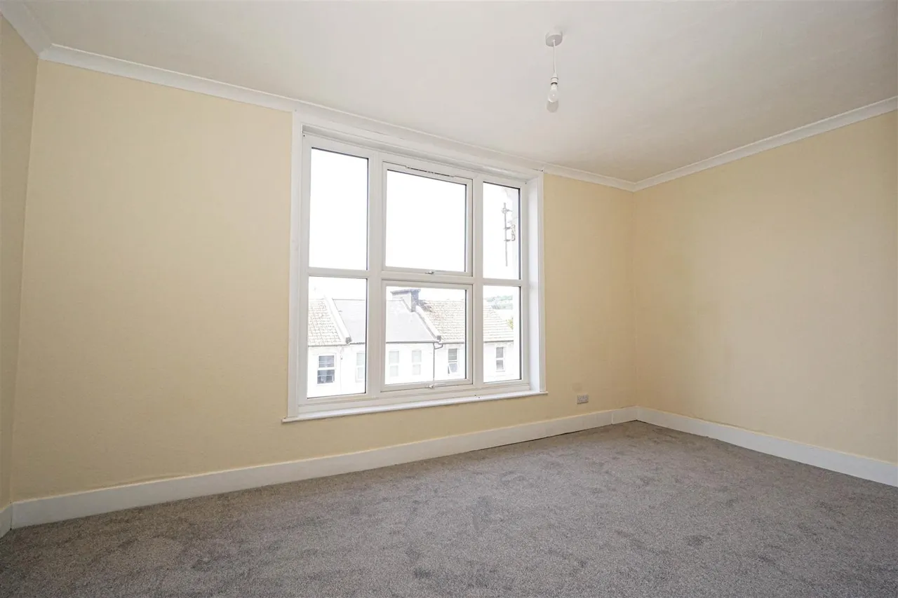 St. Georges Road, Hastings, photo 6
