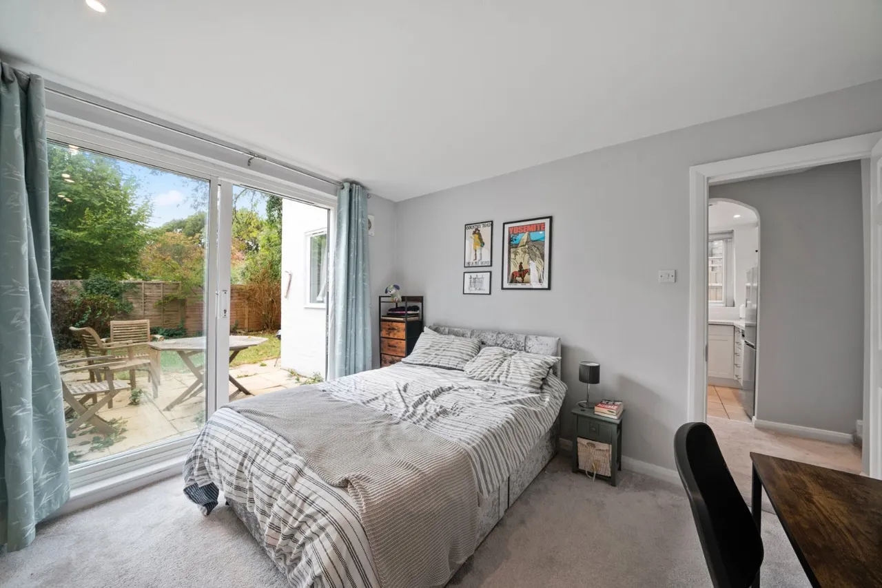 Trinity Road, Wandsworth Common, SW18, photo 6