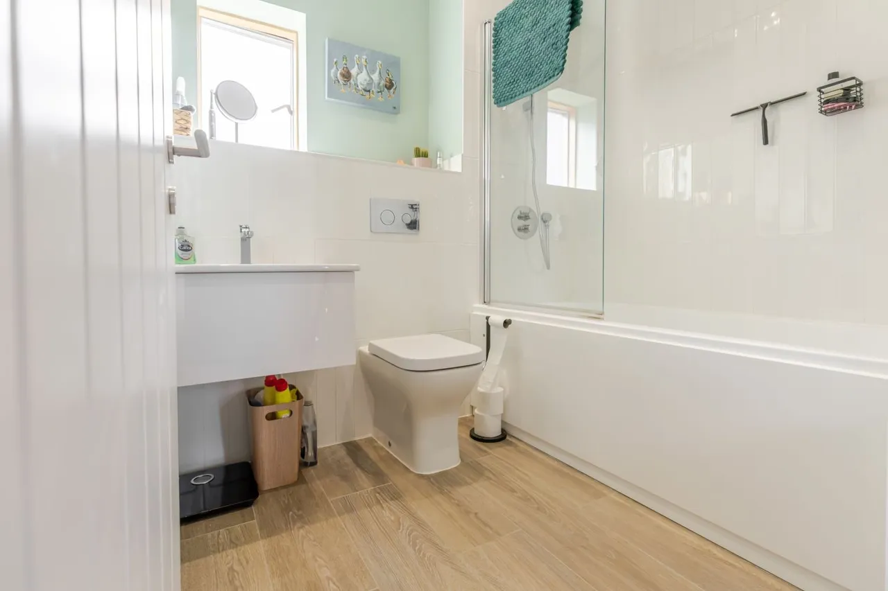 Chestnut Tree Lane, Middleton St George, DL2, photo 19