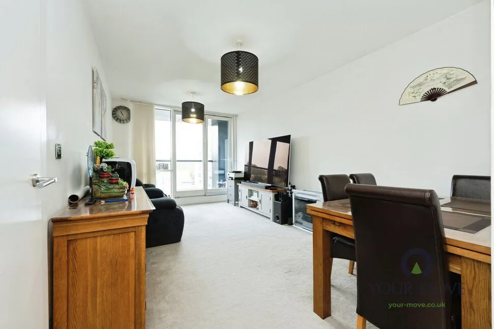 2 bed flat for sale, Cotterells, Hemel Hempstead, HP1