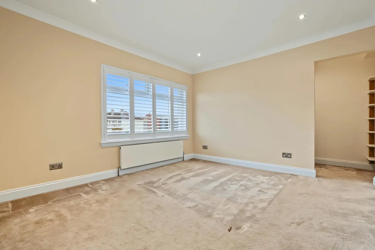 Hawick Street, Yoker, G13, photo 15