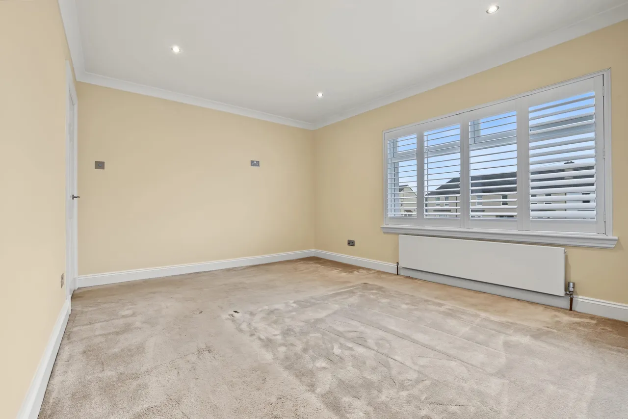 Hawick Street, Yoker, G13, photo 14