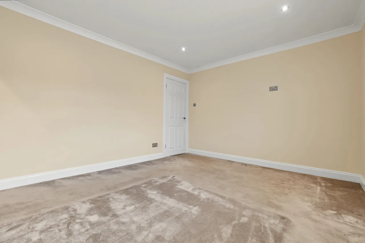 Hawick Street, Yoker, G13, photo 17