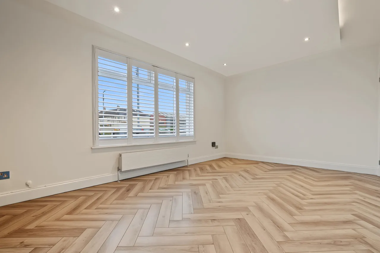 Hawick Street, Yoker, G13, photo 3