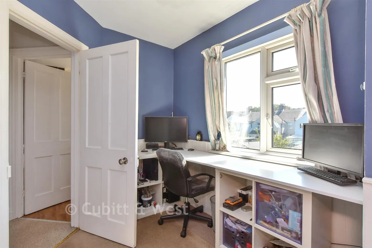 Gordon Avenue, Bognor Regis, PO22, photo 6