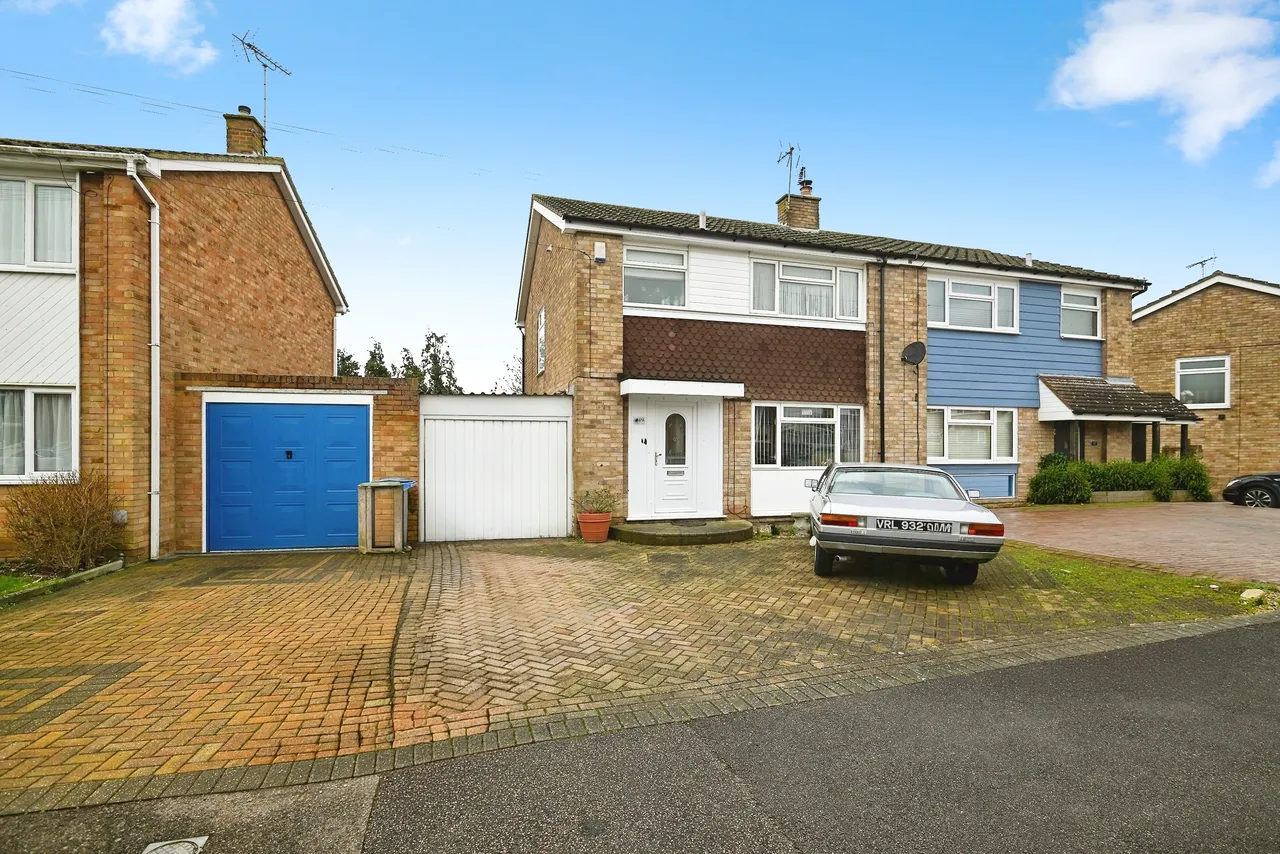 3 bed house for sale — Fleetwood Close, Sheerness