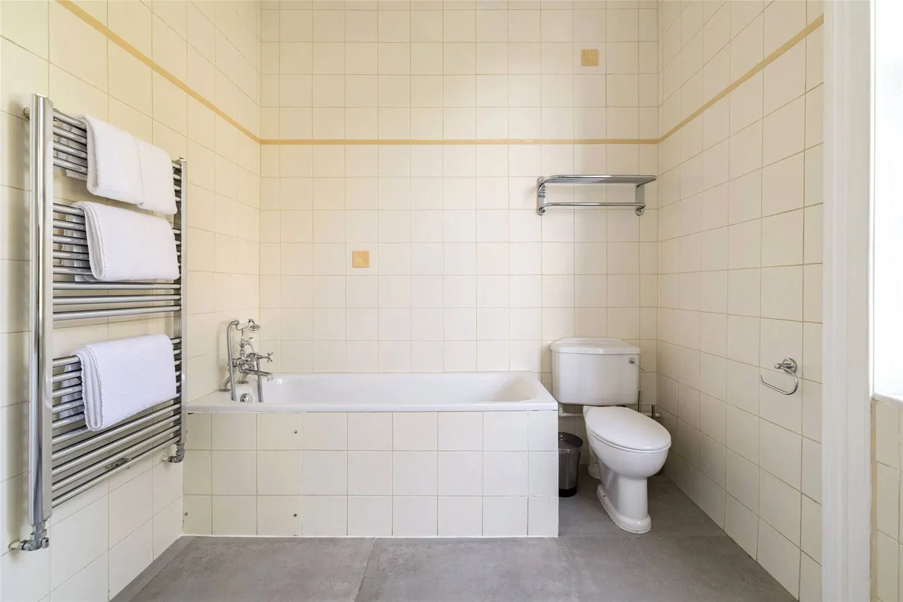 Steeles Road, Belsize Park, NW3, photo 16