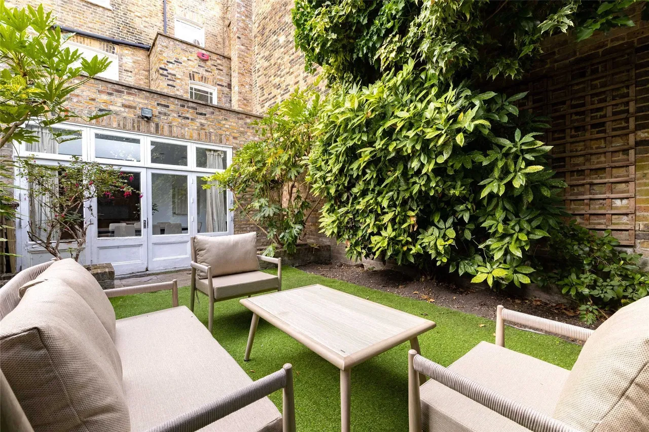Steeles Road, Belsize Park, NW3, photo 33