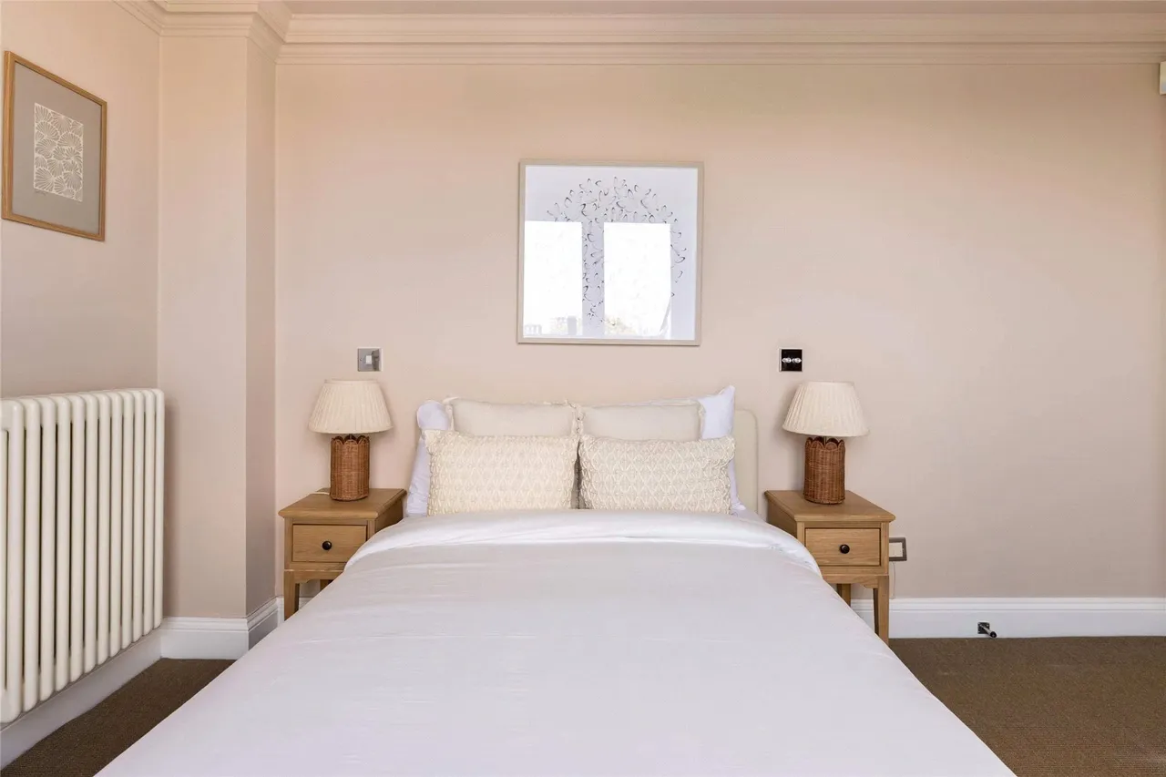 Steeles Road, Belsize Park, NW3, photo 28