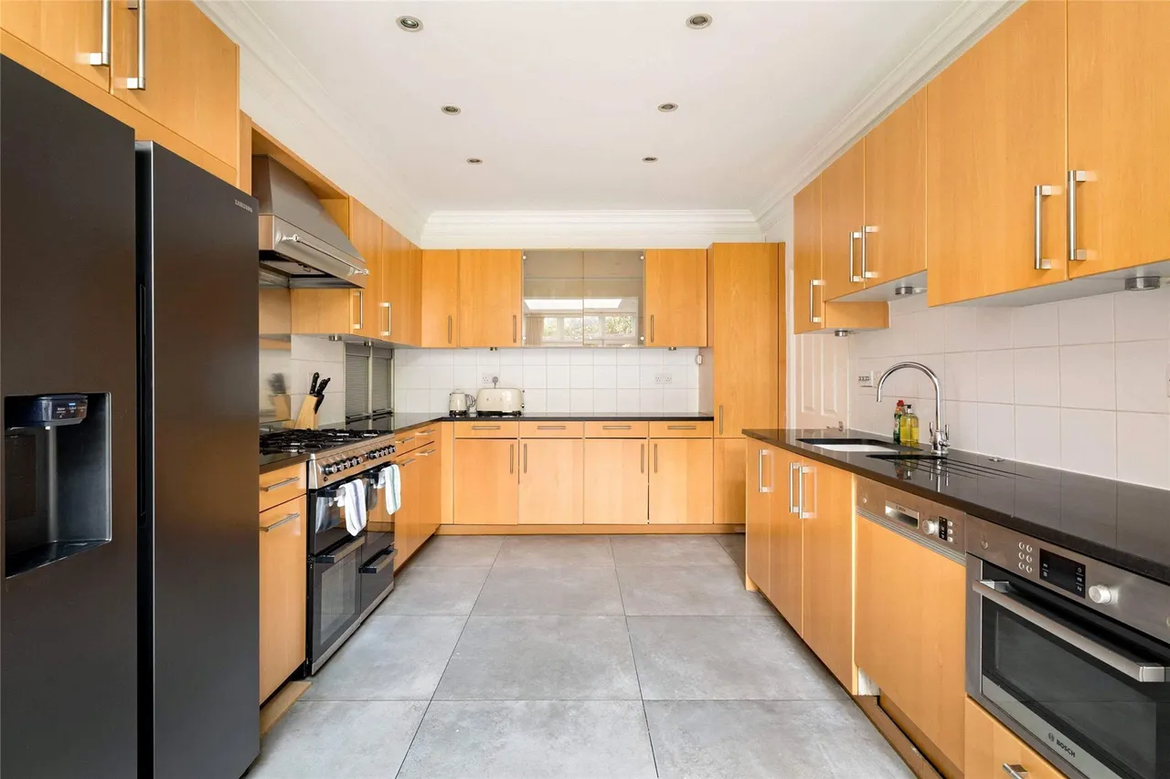 Steeles Road, Belsize Park, NW3, photo 7
