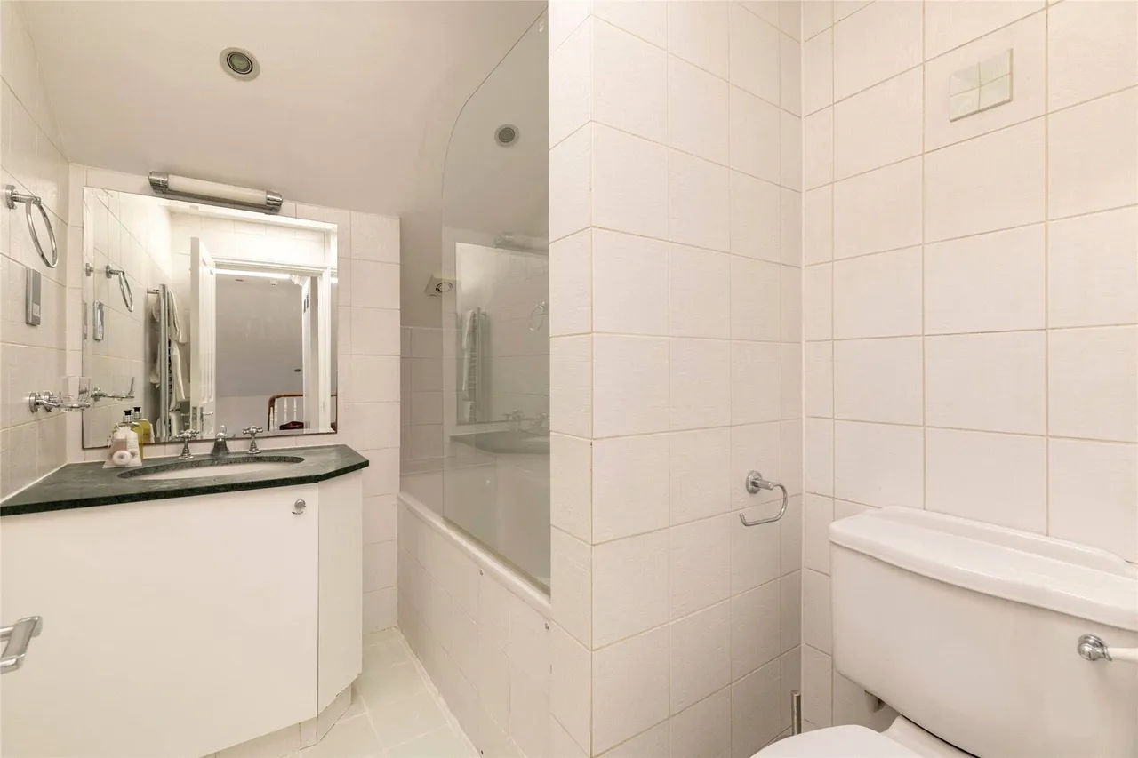 Steeles Road, Belsize Park, NW3, photo 31