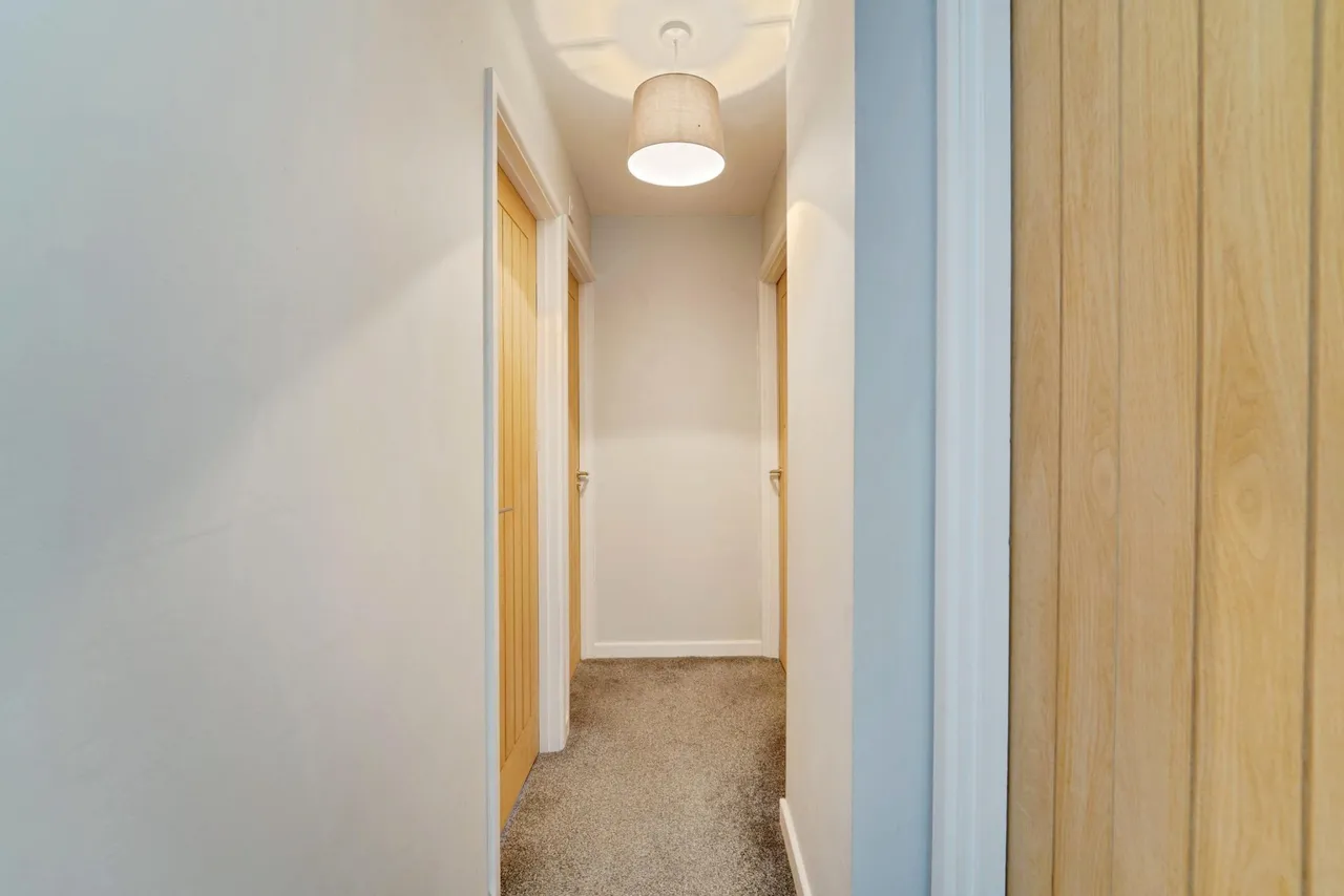 Eaton Valley Road, Luton, LU2, photo 21