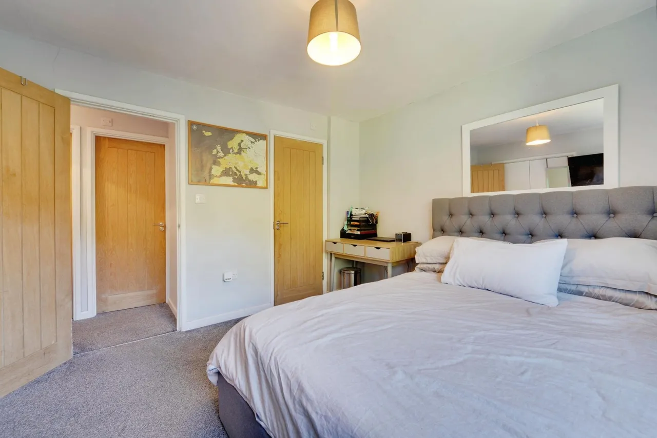 Eaton Valley Road, Luton, LU2, photo 19