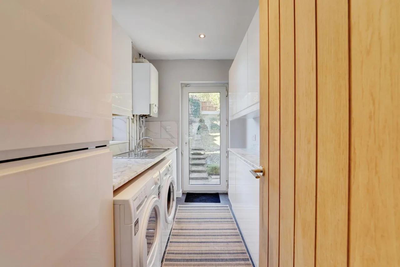 Eaton Valley Road, Luton, LU2, photo 8