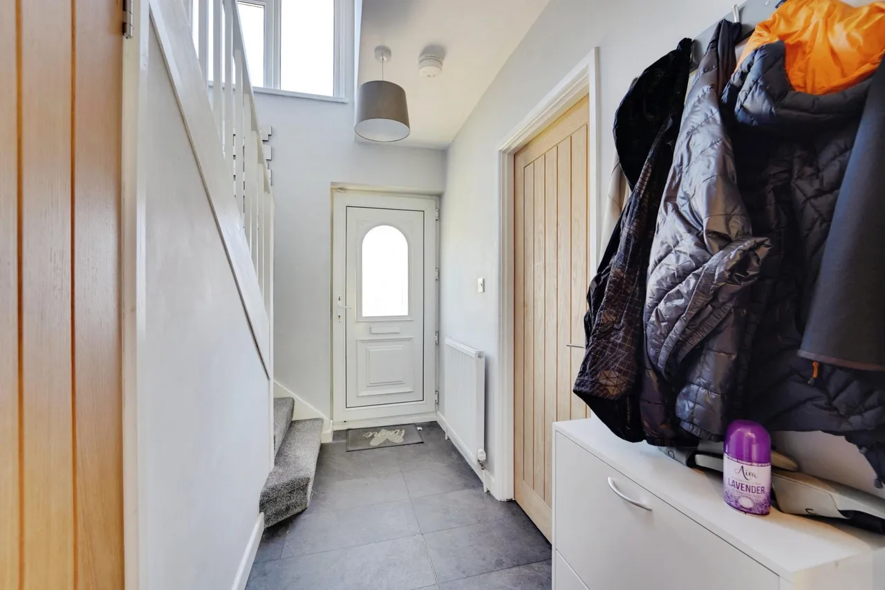 Eaton Valley Road, Luton, LU2, photo 23