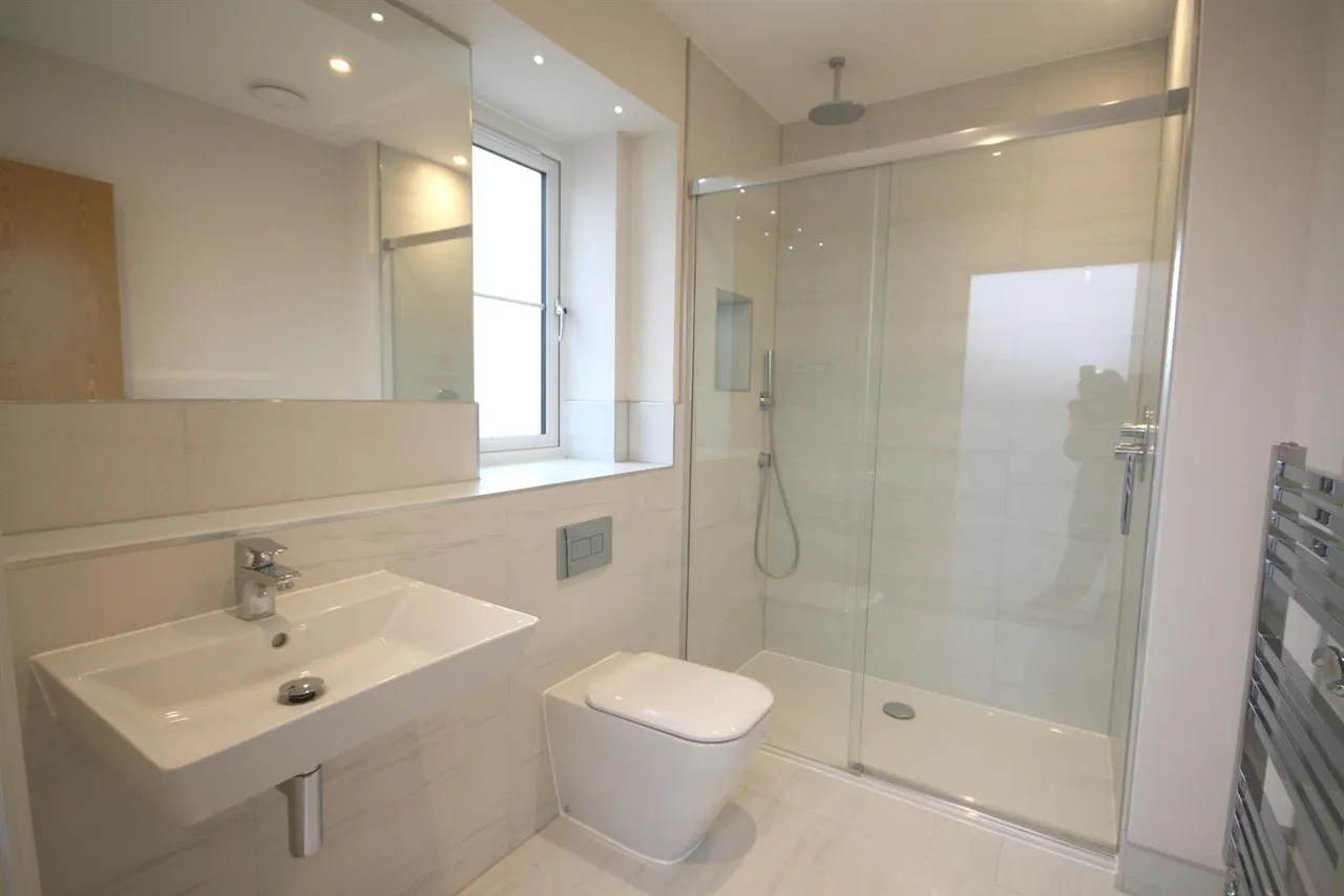 Oaks Lane, Great Bookham, KT23, photo 6