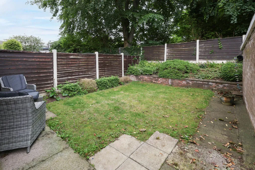 Cherrington Drive, Rochdale OL11 2XS, photo 12