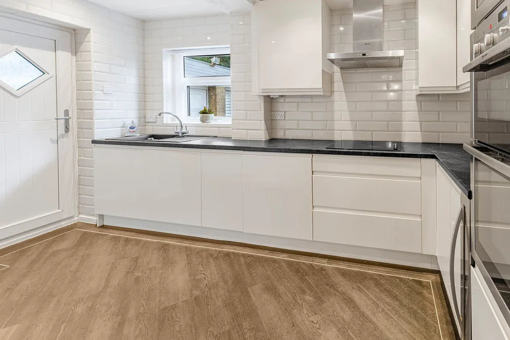 Cherrington Drive, Rochdale OL11 2XS, photo 7